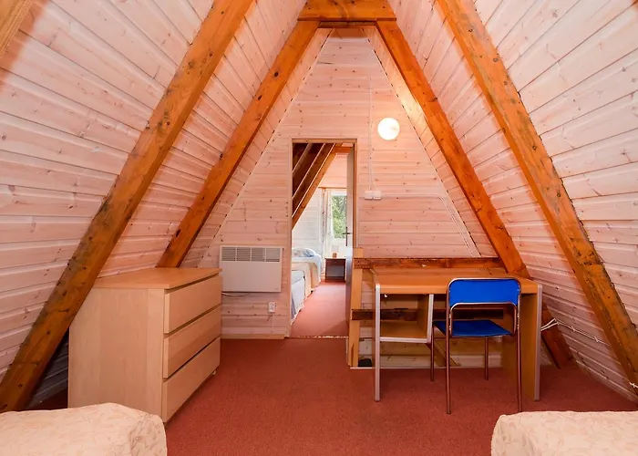 Gryf פארק נופש פוביירובו